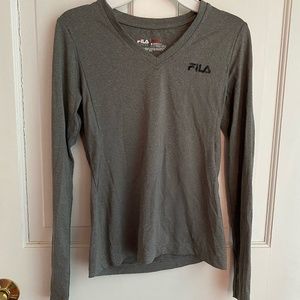 Long sleeve grey workout shirt (FILA)